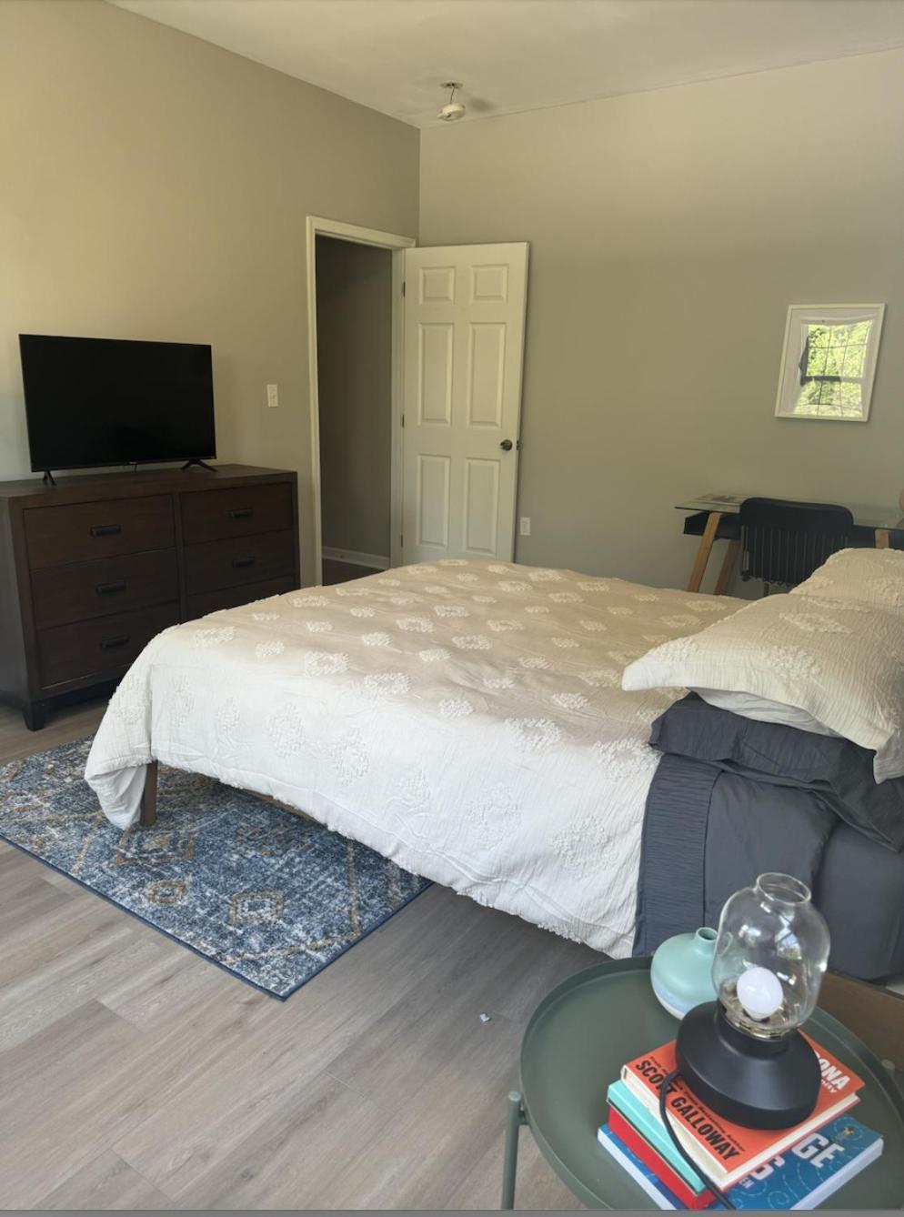 Spacious 3bd 2.5 Ba - 15 Min To Downtown/capitol * Washington