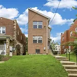 Spacious 3Bd 2.5 Ba - 15 Min To Downtown/Capitol